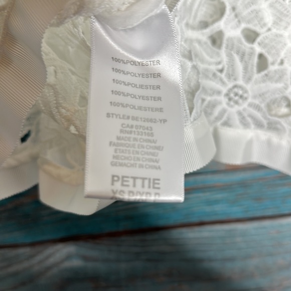 Anthropologie Eri and Ali White Lace Swing Top Size XSP - Picture 7 of 7